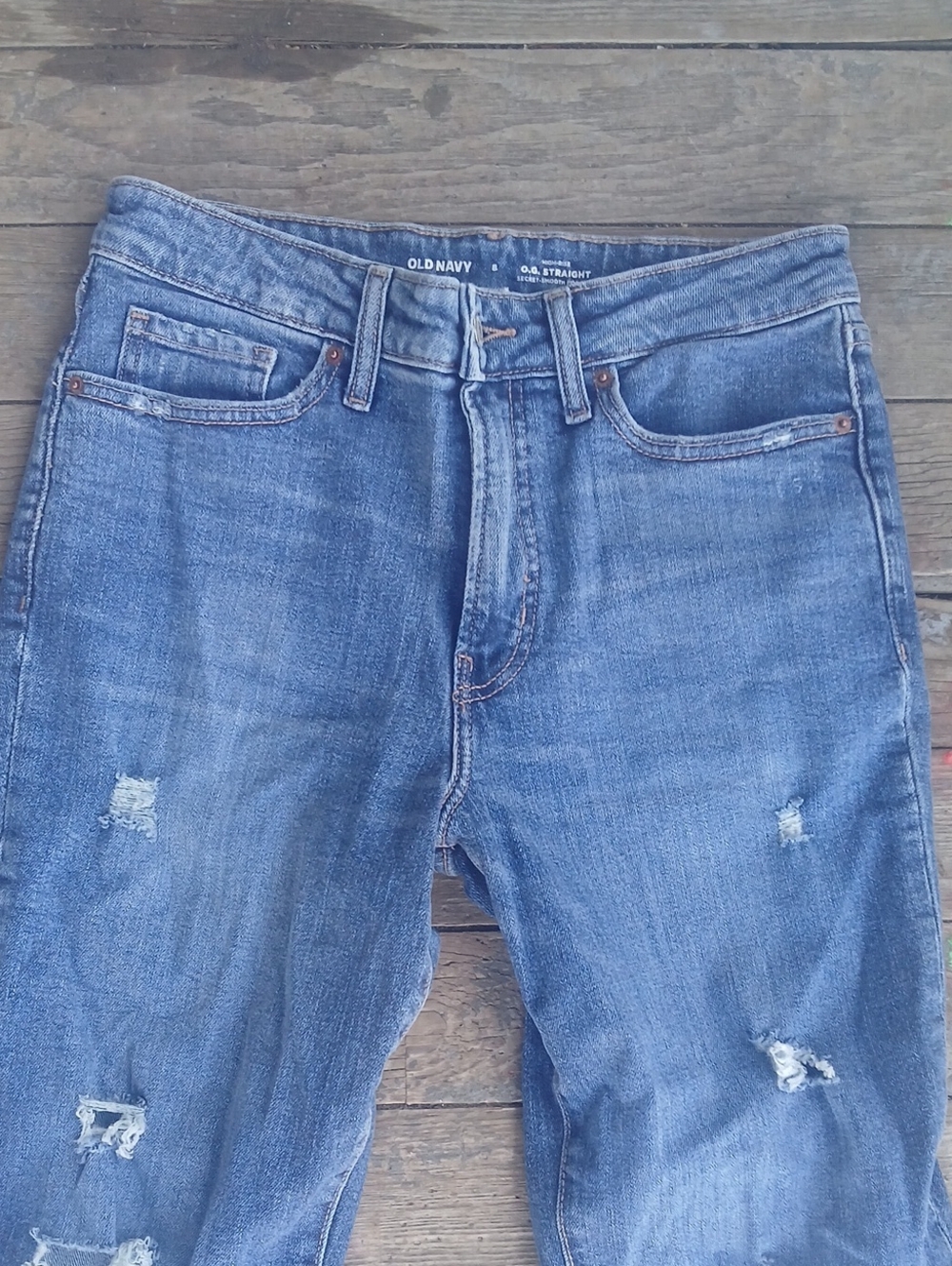 GUC Old Navy  High Rise  O.G. Straight Ripped Jeans Cuffed size 8 - Picture 2 of 6